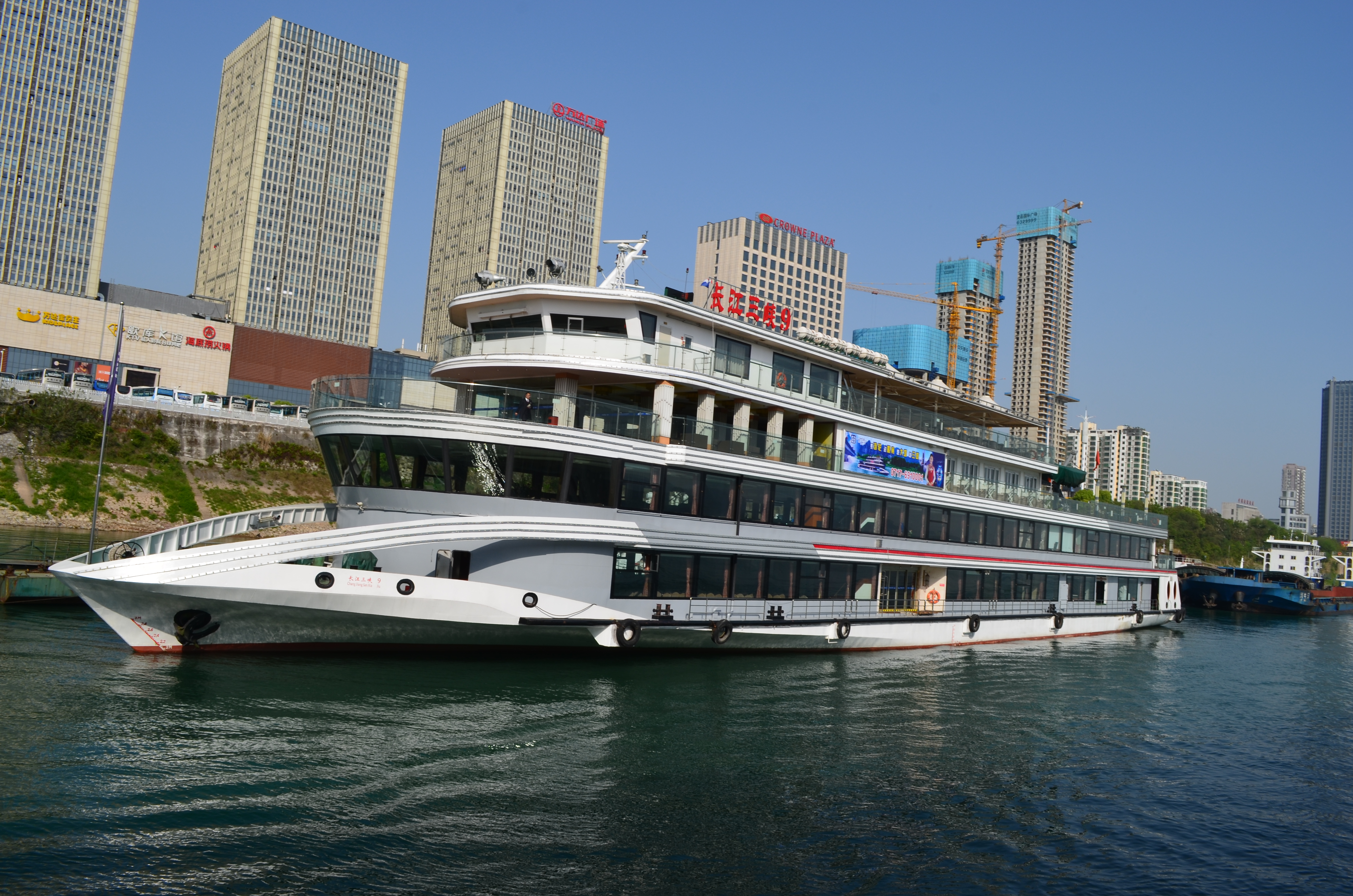 ./2018/03 - Viking China/18 - YiChang/DSC_0900.JPG